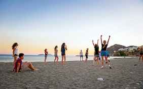 Abend am Strand - das Jugendprogramm exklusiv für vamos Gäste - Foto: Bethel Fath